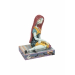 Figurine disney trad enesco sally etrange noel de mr jack sally assise 2