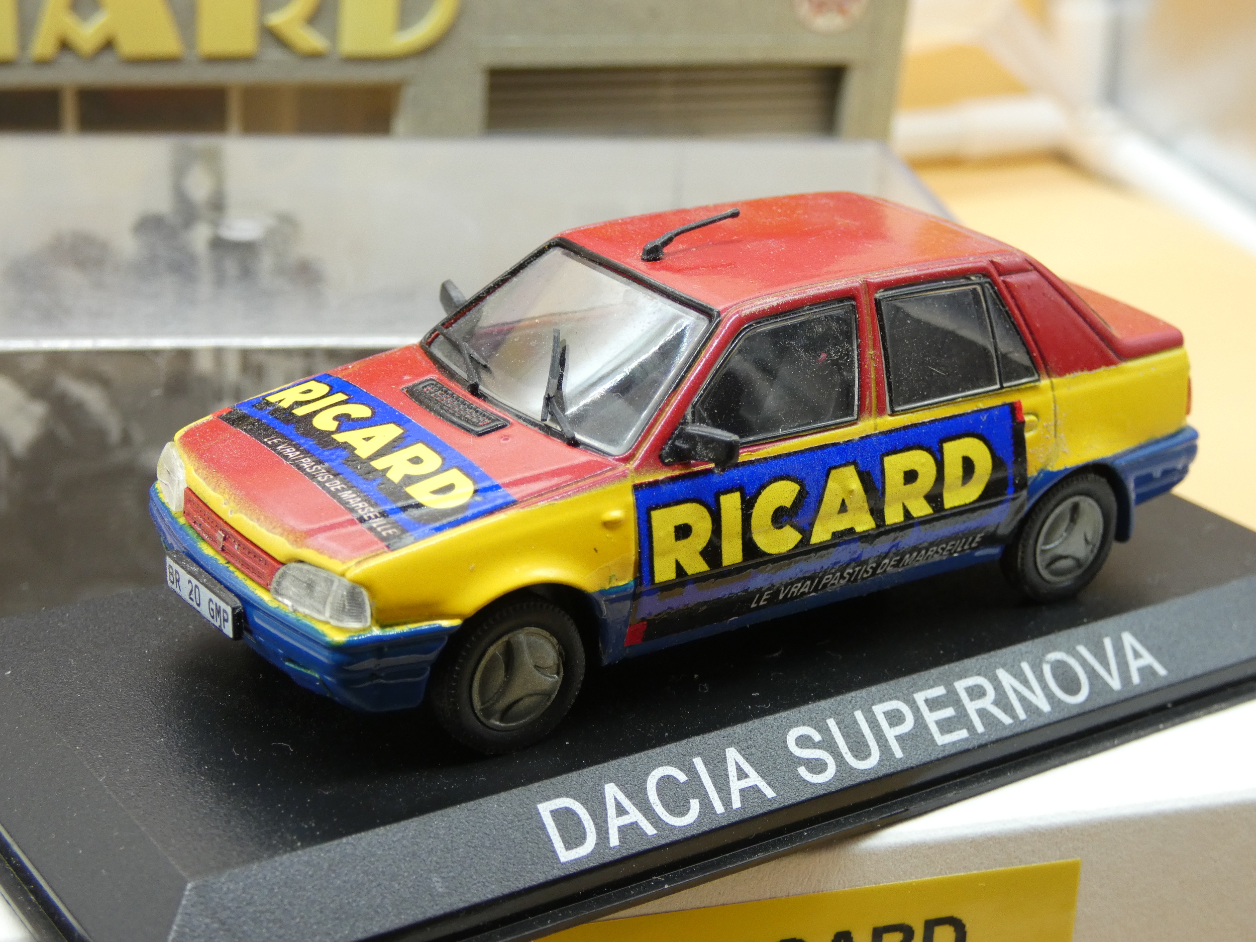 DACIA SUPERNOVA 1/43 TRANSFORMATION PUB RICARD MODELE UNIQUE EN BOITE