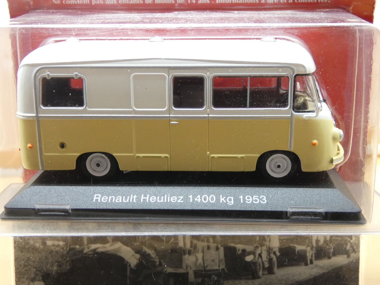 Miniature PERFEX – Camping-car Renault 1400KG Heuliez – Résine 1/43 – Édition Limitée 200 Pcs