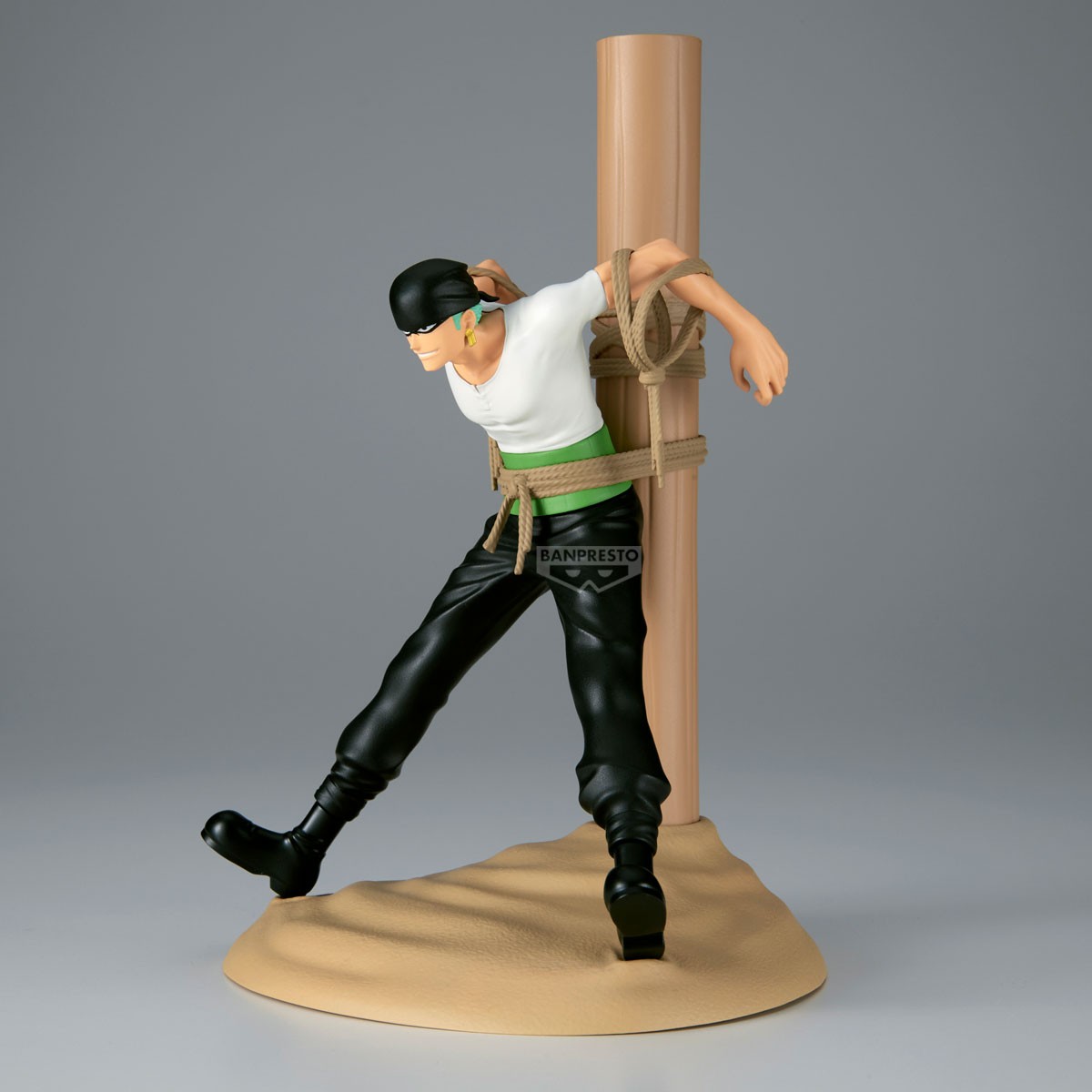 ONE PIECE -  RORONOA ZORO (1)