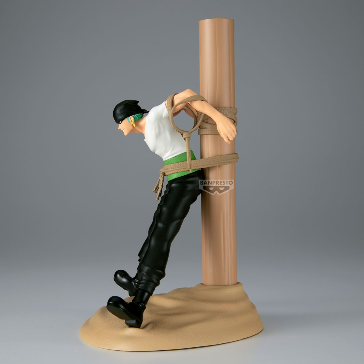 ONE PIECE - FIGURE LIFE - PIRATE HUNTER ZORO