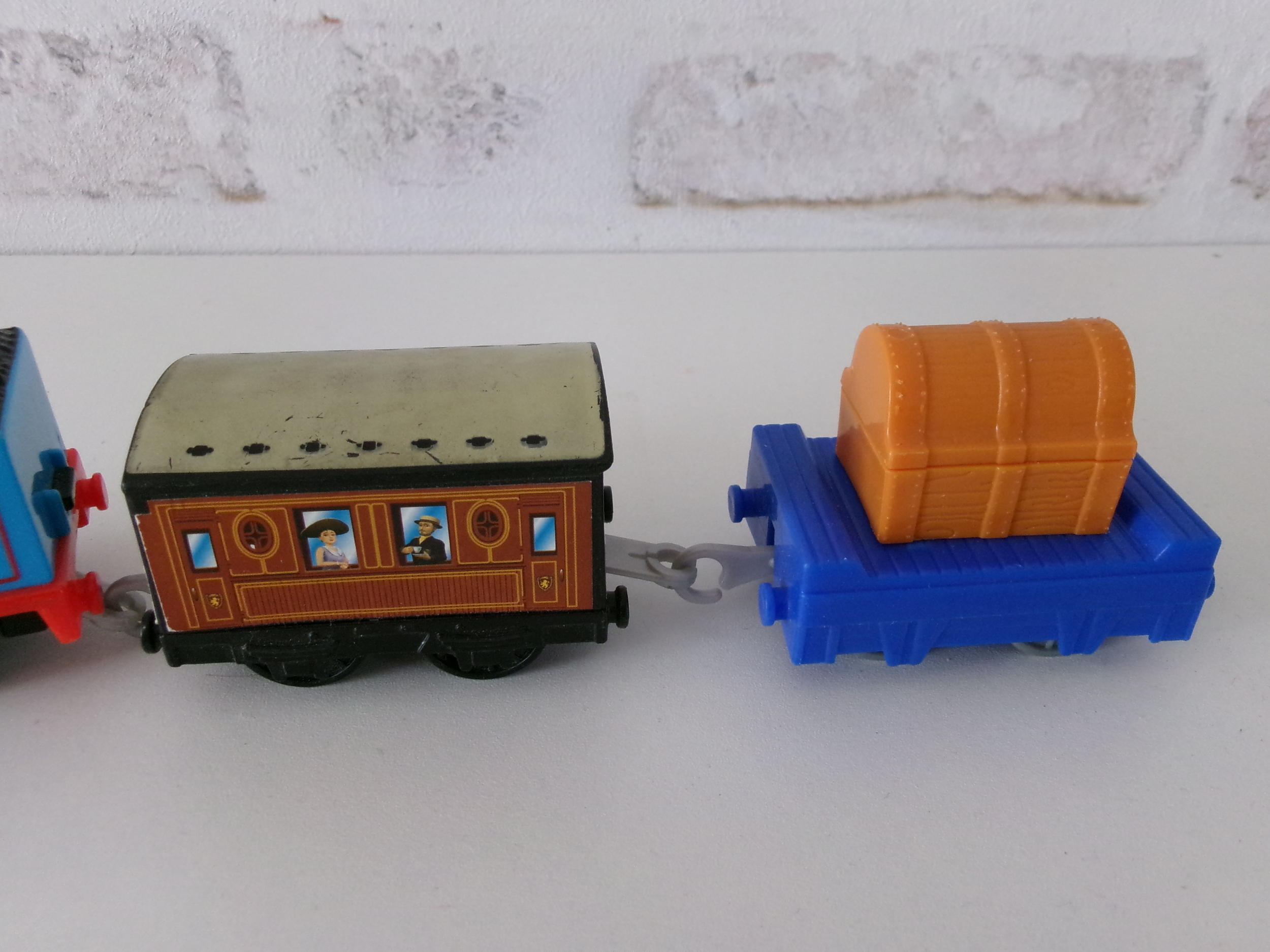 100_2547