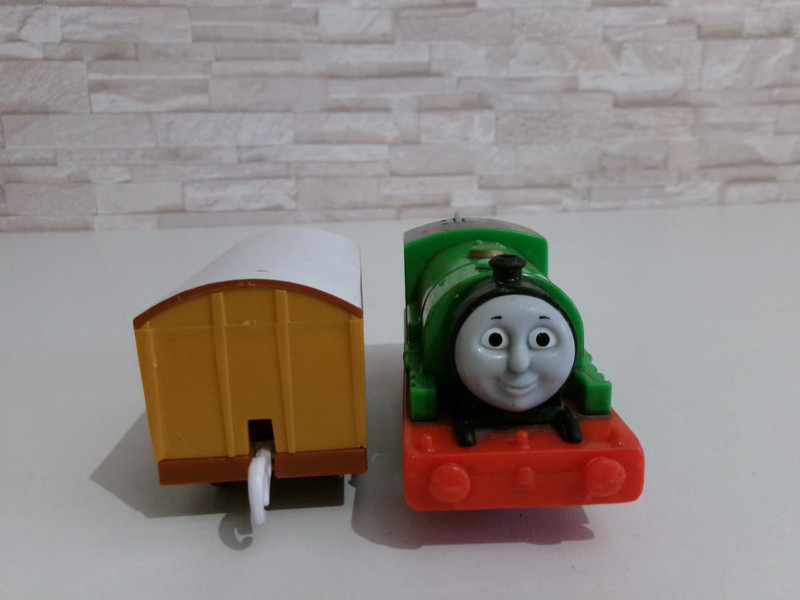 1733905585 (1)