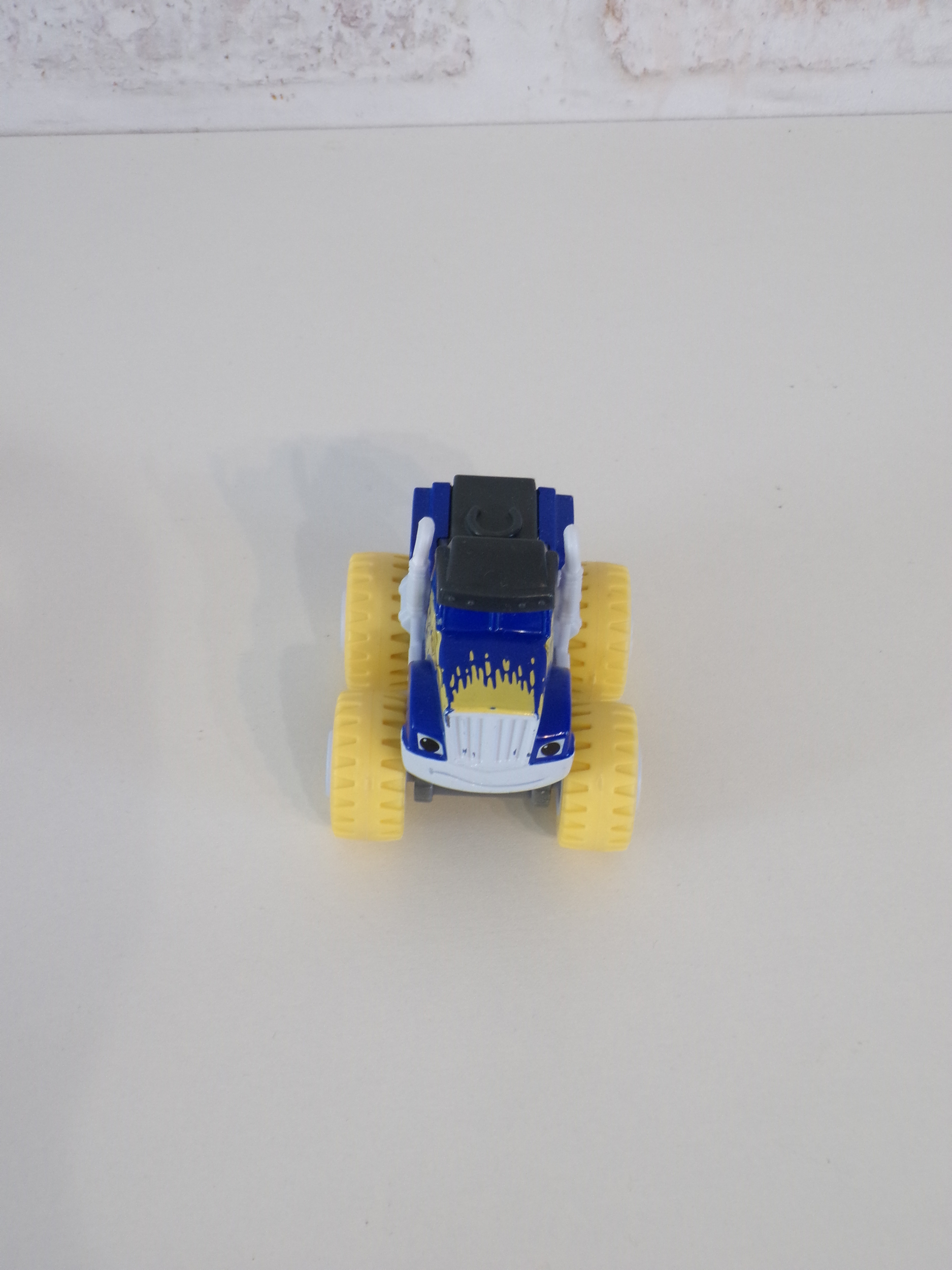 114_8270