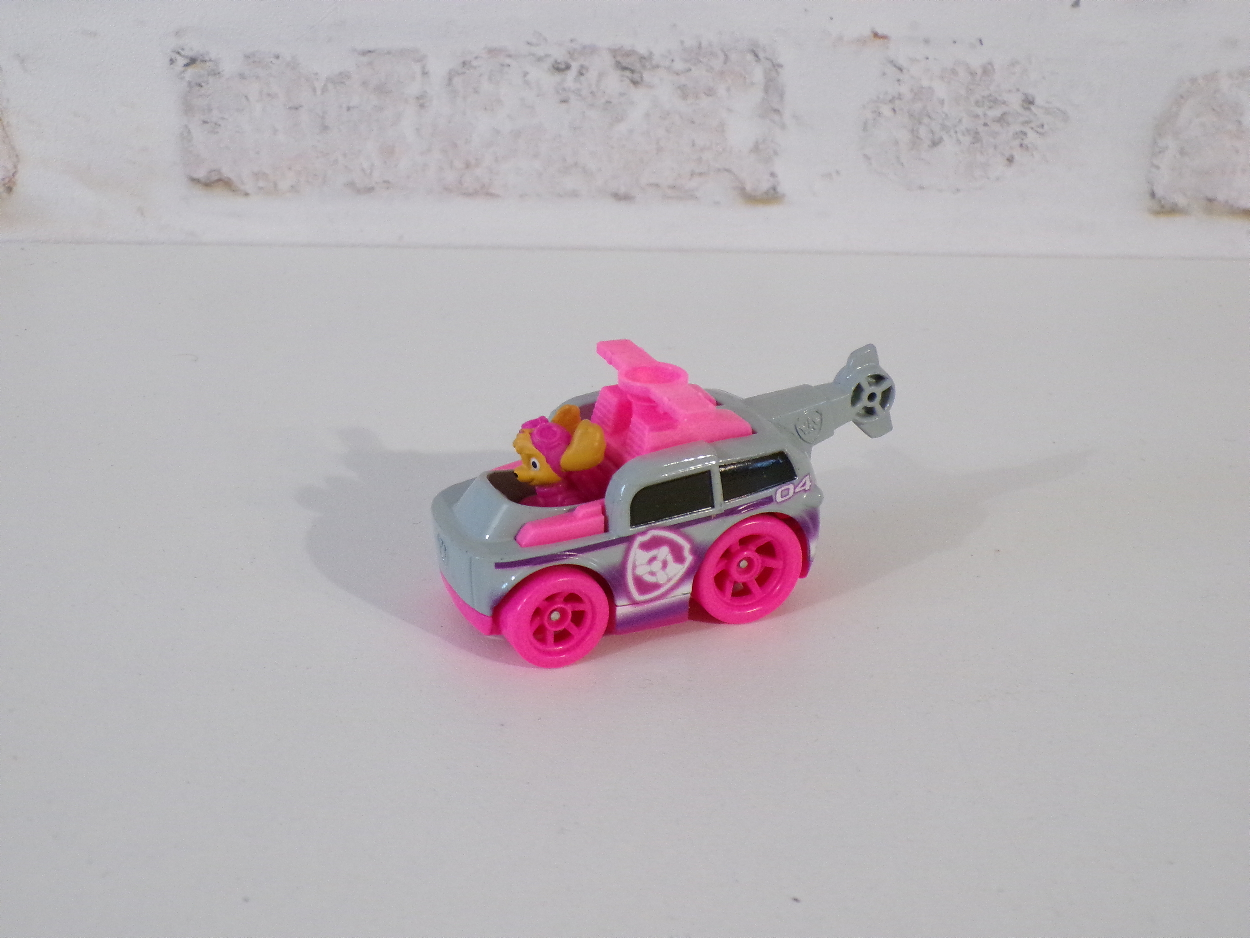 114_7657