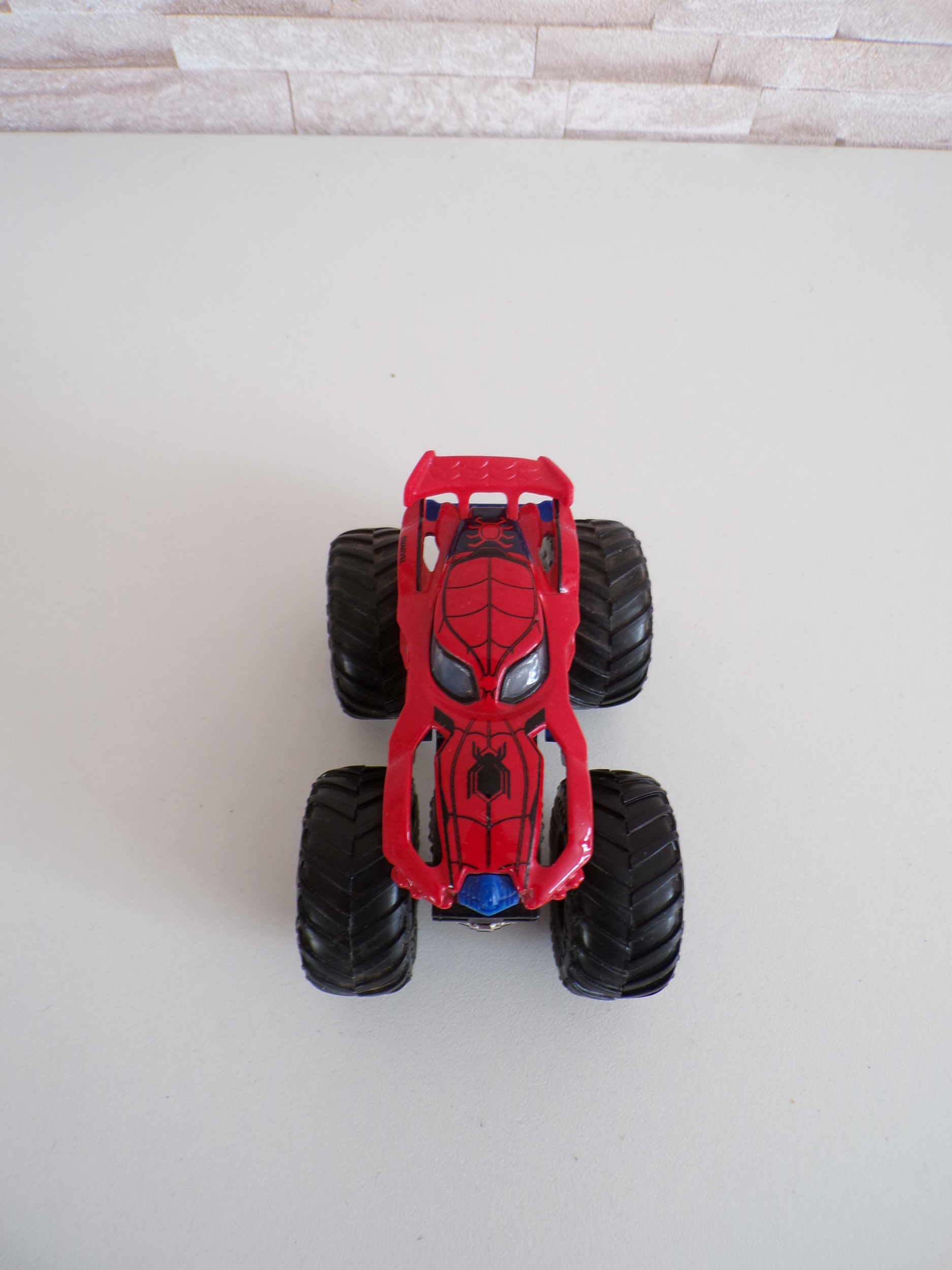 114_9623