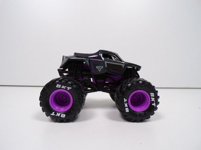 f3d1987e-5d08-43d5-ada6-37115ddc6ad2