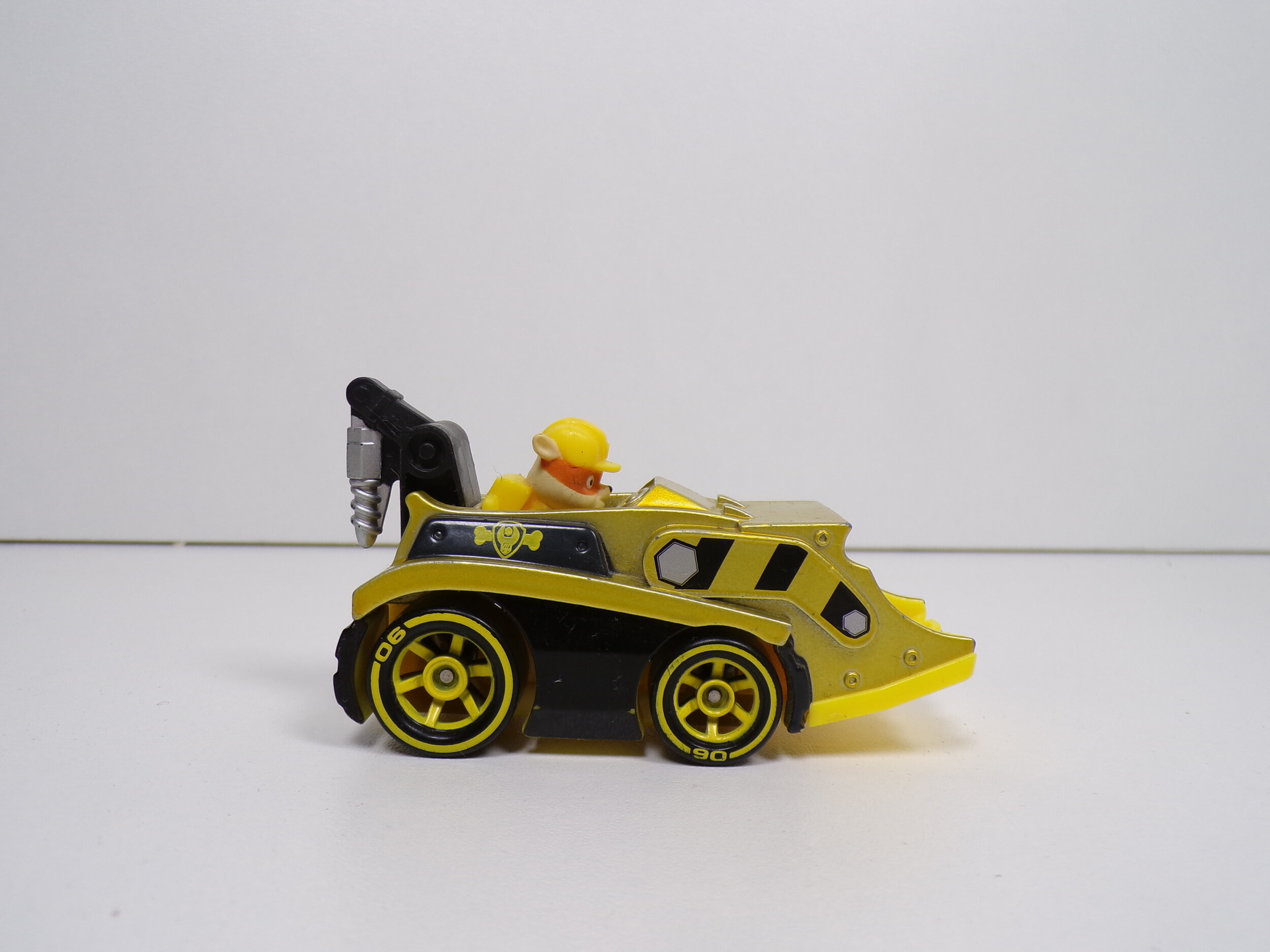 116_4347