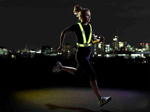 eng_pl_Adjustable-reflective-harness-for-a-running-bike-yellow-69080_5