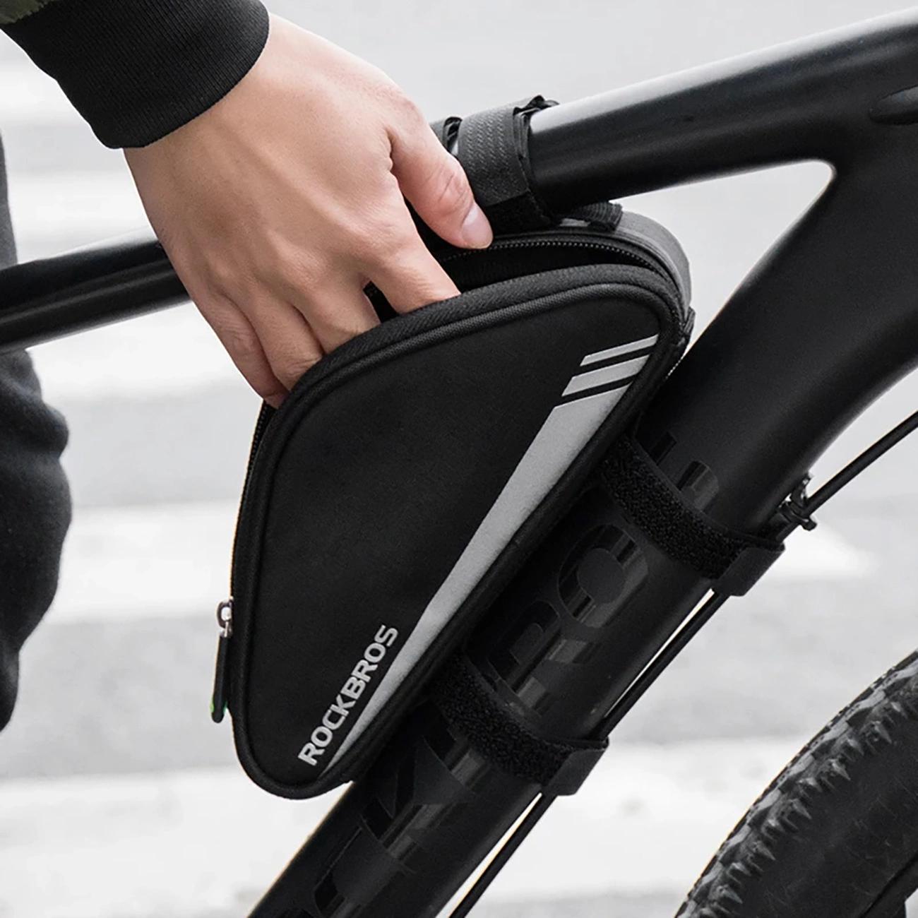 eng_pl_Rockbros-B55-BK-bicycle-bag-for-frame-0-7-l-black-163769_4