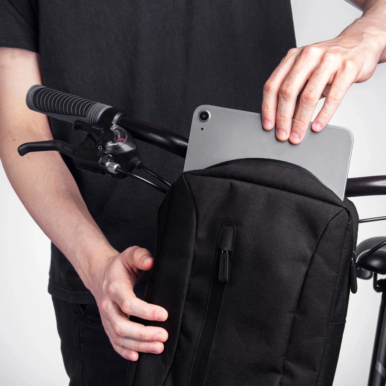 eng_pl_Wozinsky-bicycle-bag-for-handlebars-gray-155712_6