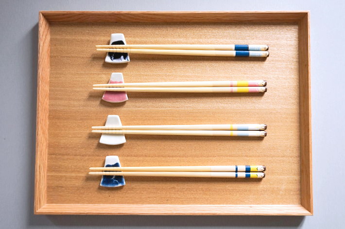 Lot de porte baguette pour une table japonaise