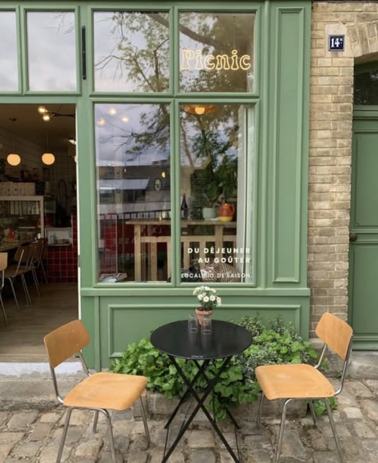 terrasse café cantine picnic vieux mans