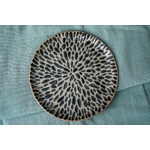 Assiette modelée et illustrée à la main