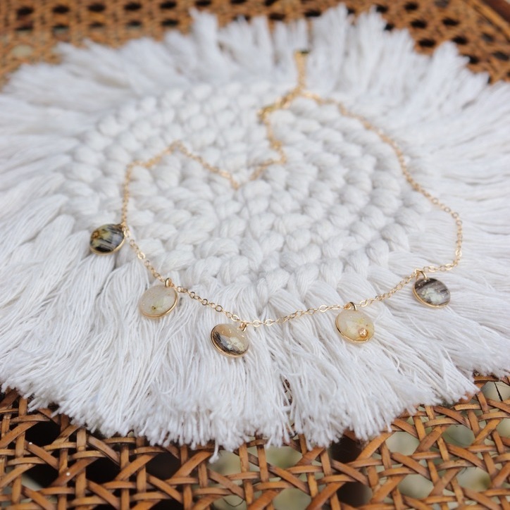 collier souvenir evolutif poils chien chat resine gold filled