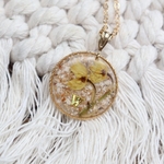 collier cendres chien pet memorial fleurs sechees muguet gold filled 14 carats