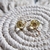 Boucles d'oreilles perle fleurs sechees carotte sauvage et gold filled 14k