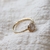 bague plaque or 24 carats pierre de résine poils chien chat