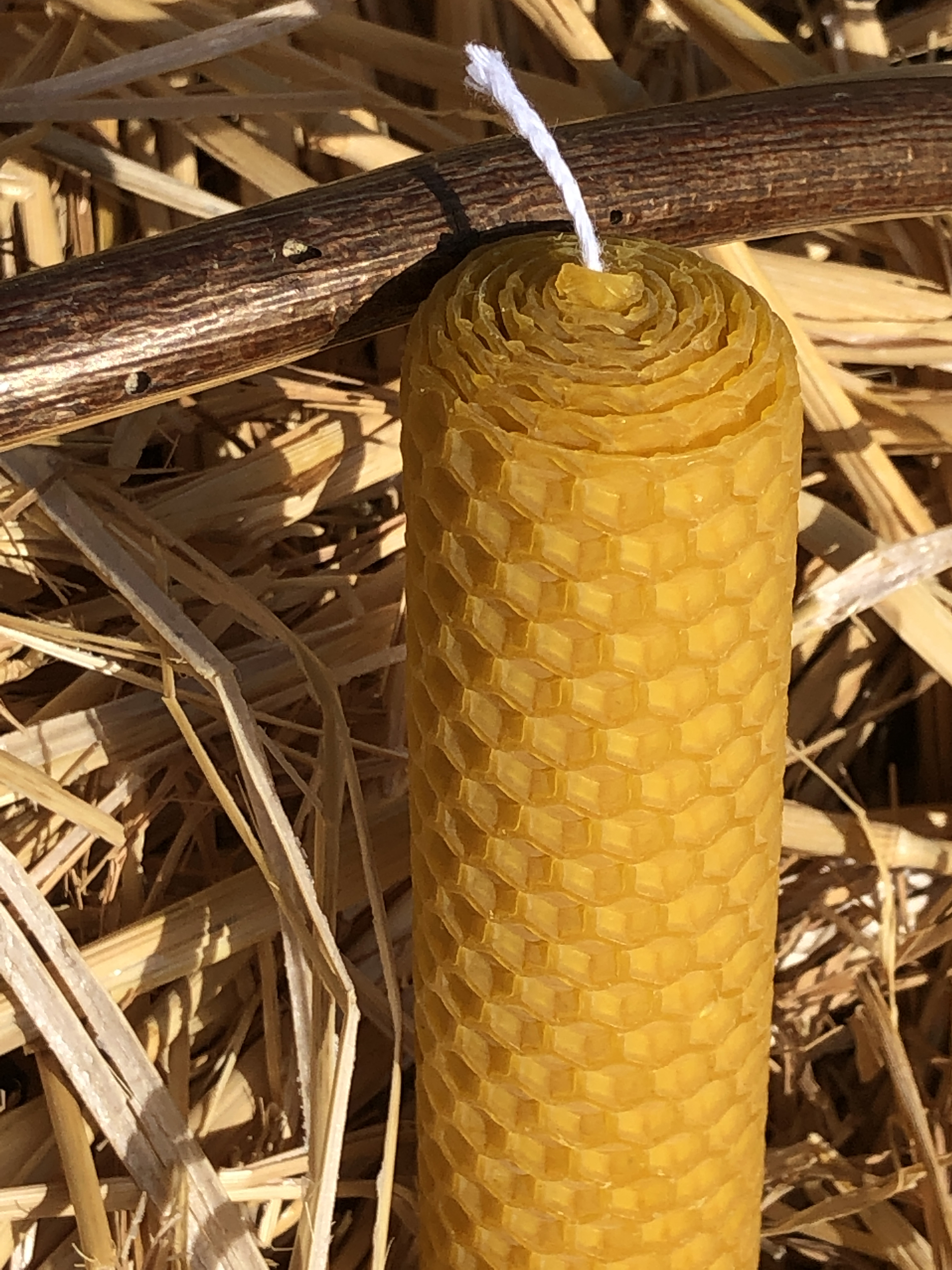 Bougies roulées, 13 cm en cire d’abeille naturelle