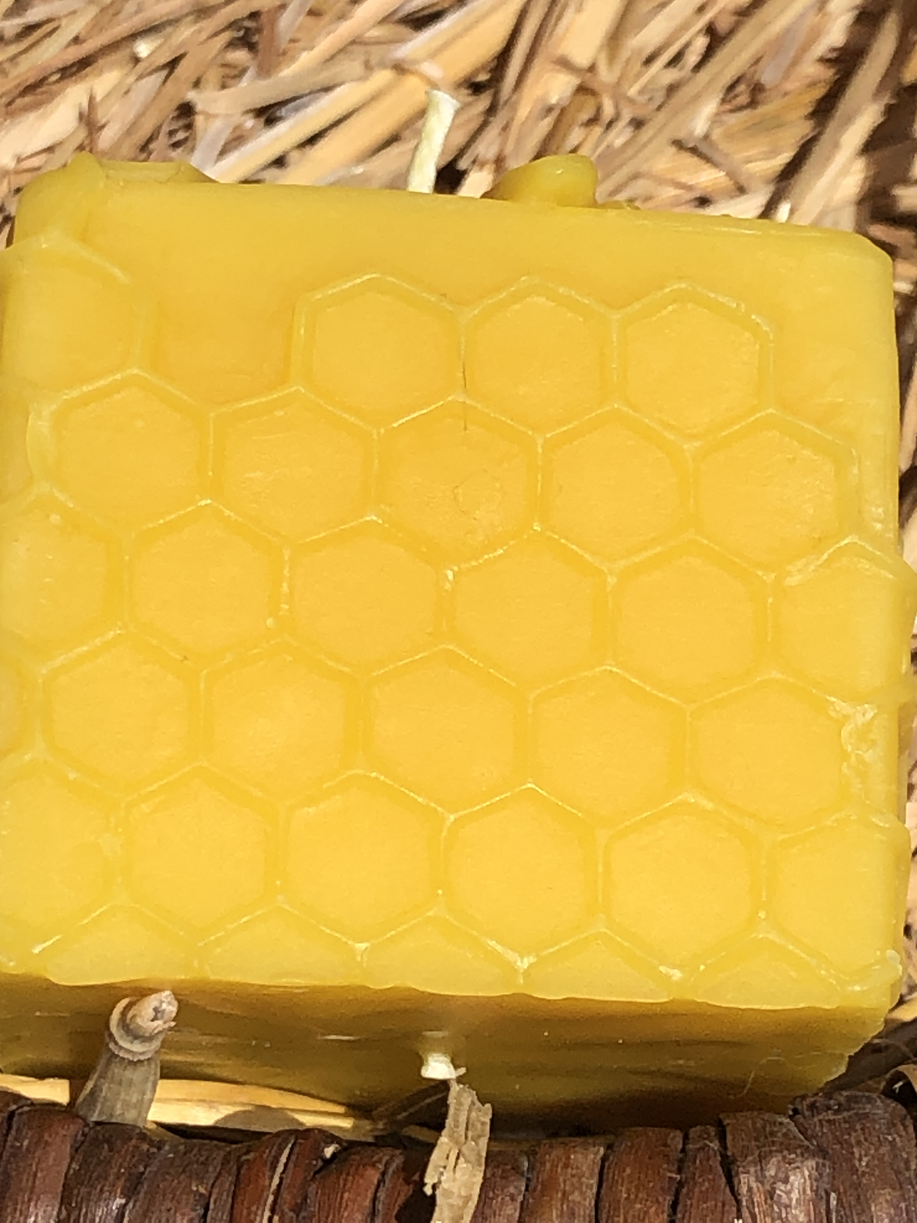 Bougie cubique en cire d’abeille naturelle