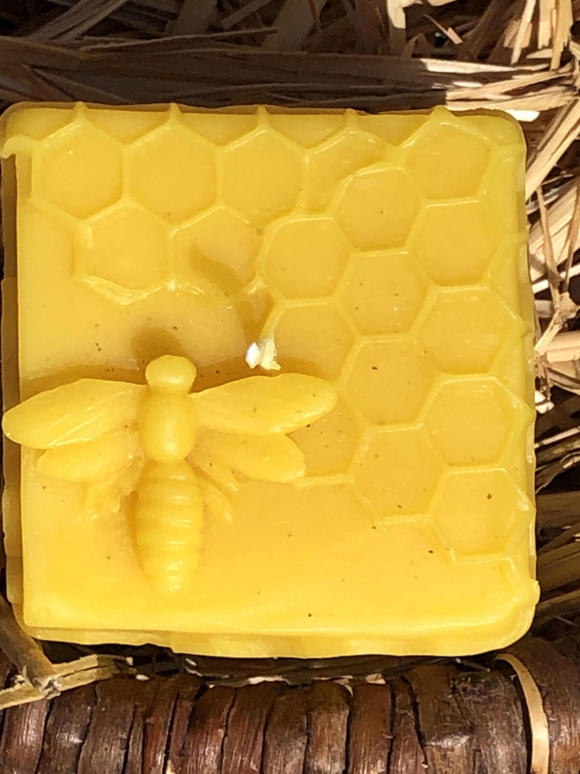 Bougie cubique en cire d’abeille