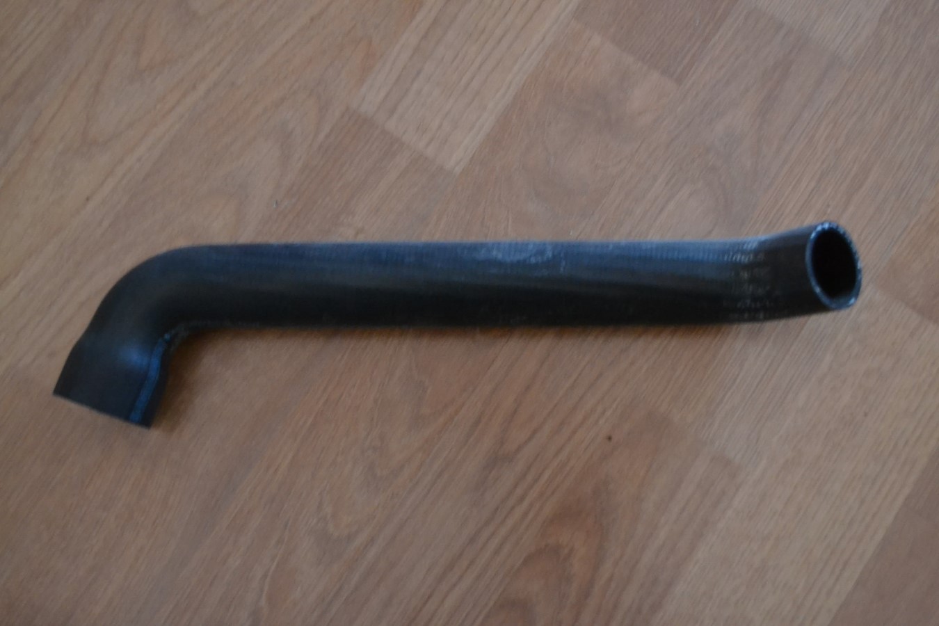 Durite inférieure de radiateur Peugeot 404 504 505 604 J7 diesel