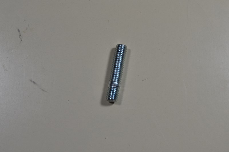 Goujon de 10mm d\'échappement sur collecteur Peugeot