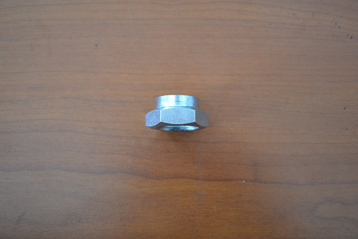 Ecrou de rotule de direction Peugeot J7 / J9