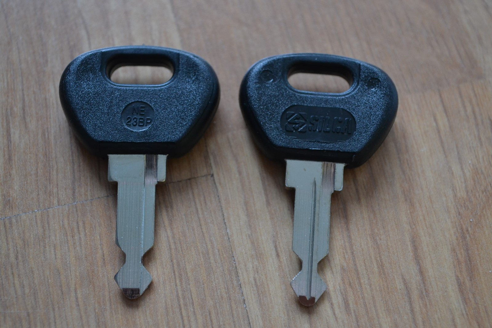 Clé vierge à graver pour Neiman et porte Citroen Axel, LNA, Visa