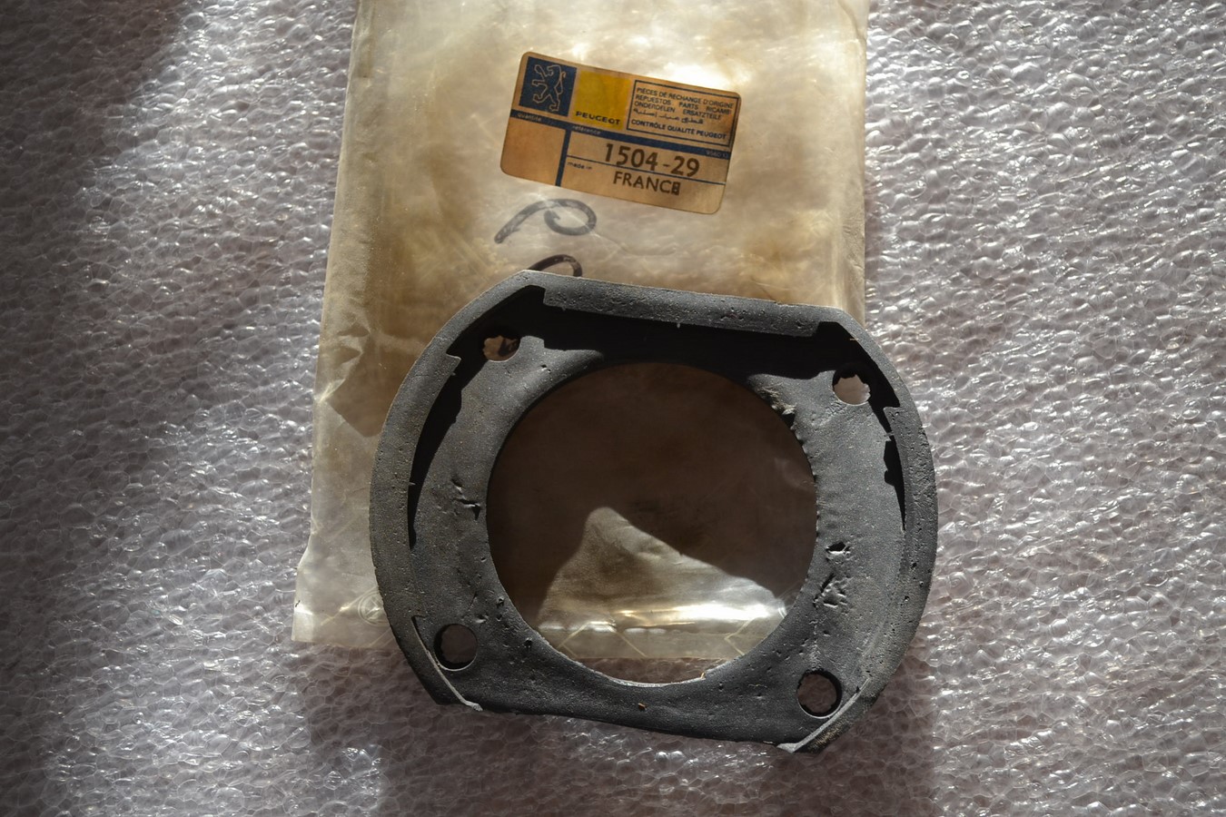 EMBOUT REMPLISSAGE RÉSERVOIR JOINT 604