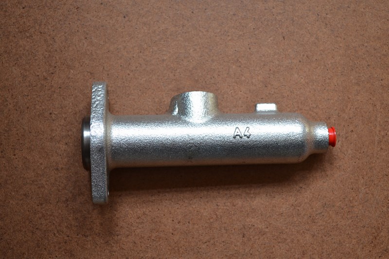 Maître cylindre de frein Peugeot 504 01/71 à 07/75