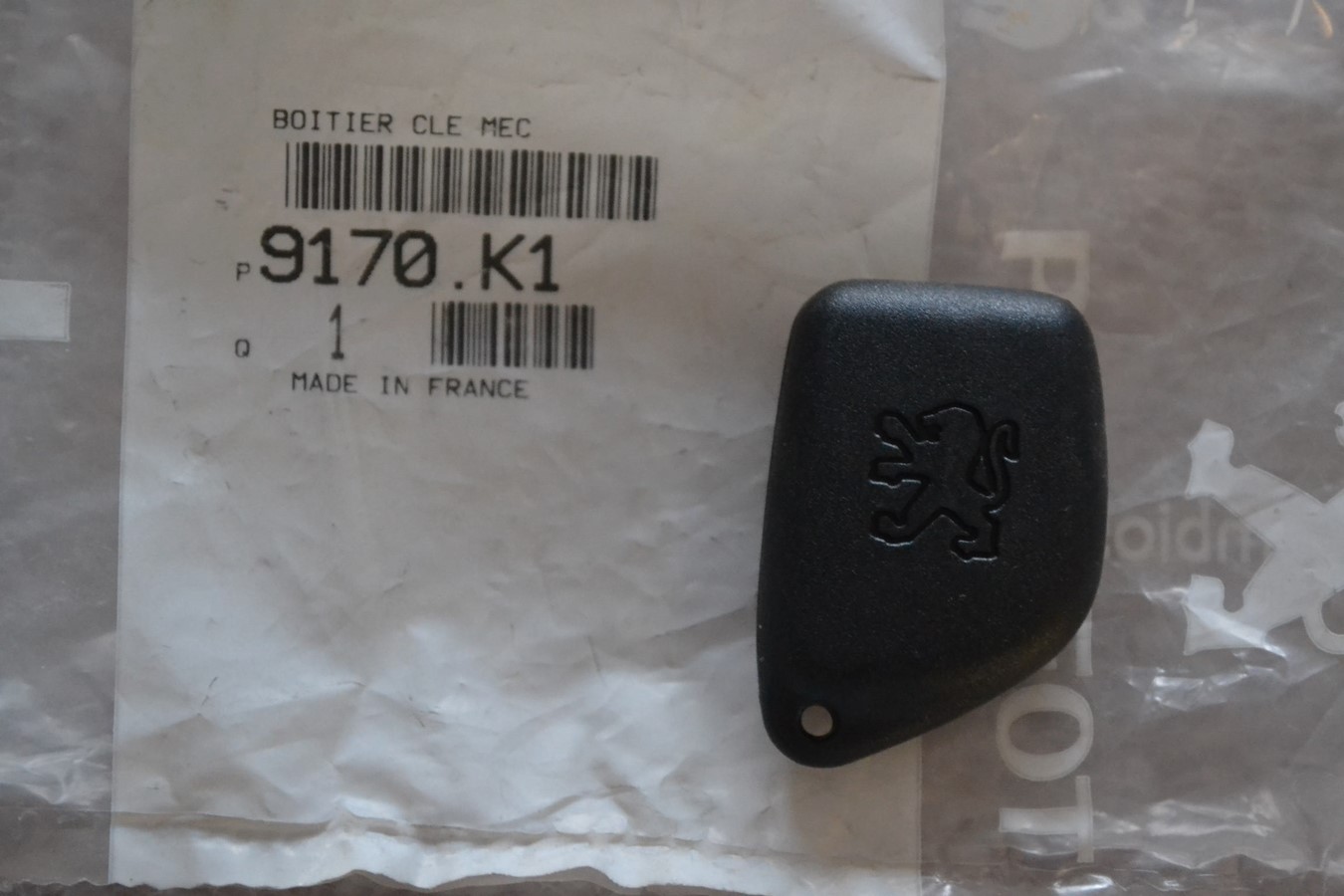 Boitier clé Peugeot 306 d\'origine, neuf