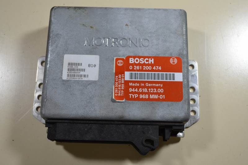 Boîtier de gestion, DME, Porsche 968.