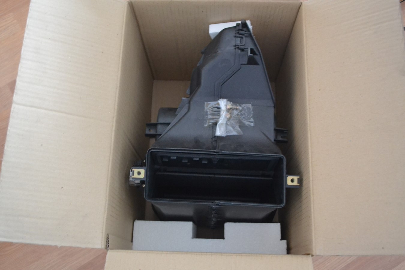 Boîtier pulseur de ventilateur Peugeot 306