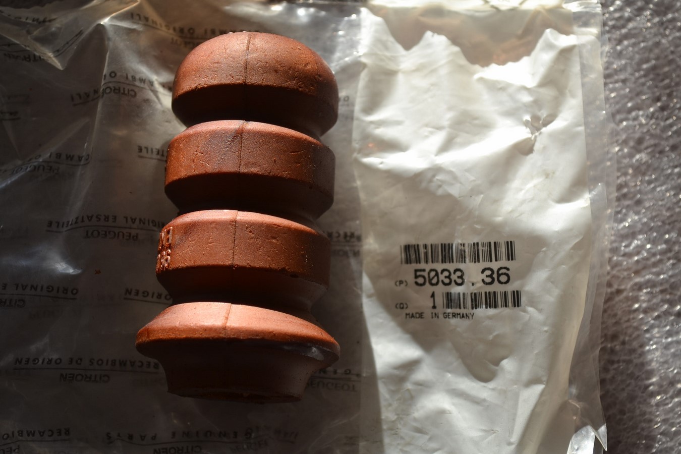 Butée amortisseur de suspension Peugeot 106 / Citroen AX et Saxo