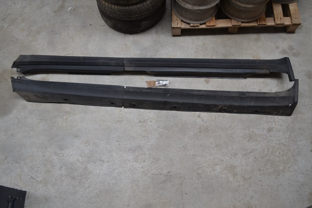 Kit 4 bas de caisse plastique Citroen CX