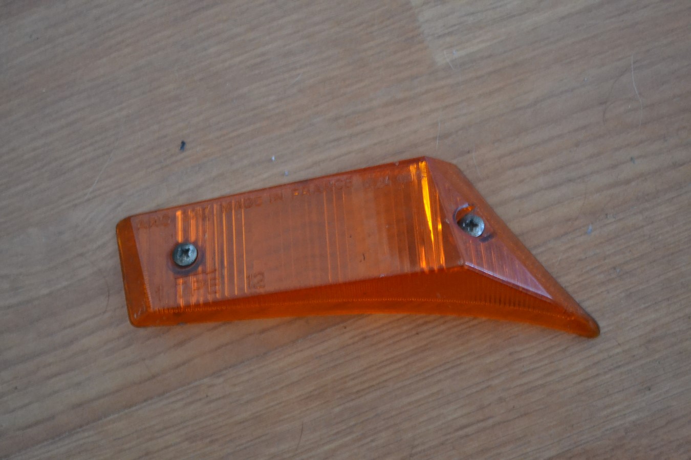 Cabochon AXO clignotant avant gauche Citroen Dyane, Acadiane, Alpine A110