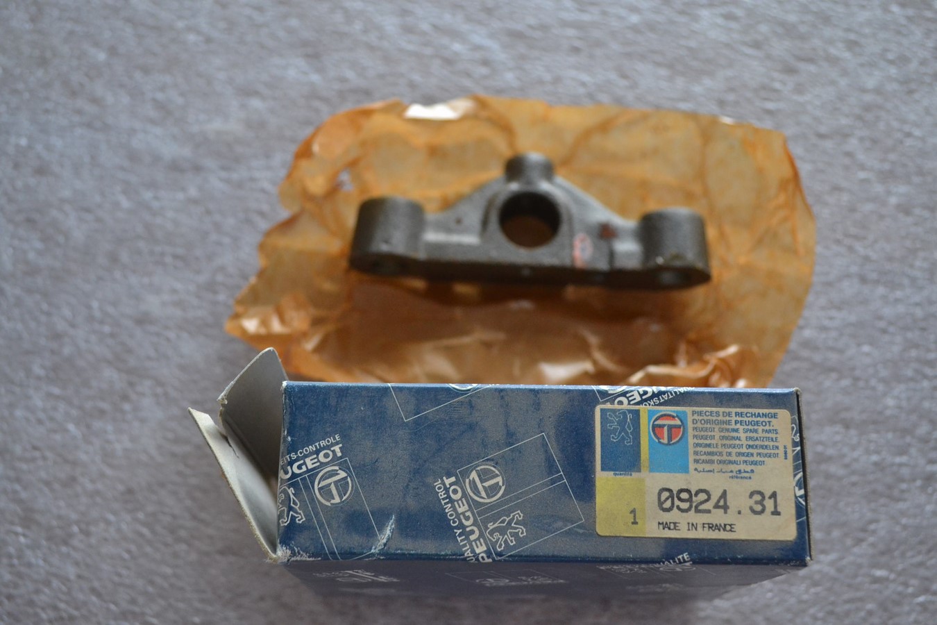 Support d\'axe de culbuteurs Peugeot / Citroen / Talbot / Renault