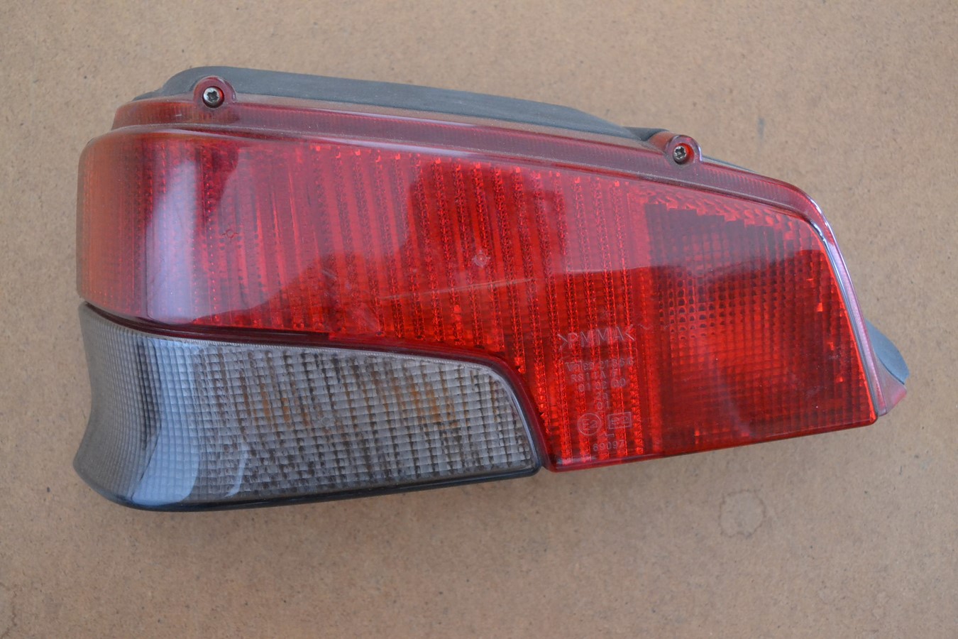 Feu arrière gauche Peugeot 106 série 1, neuf
