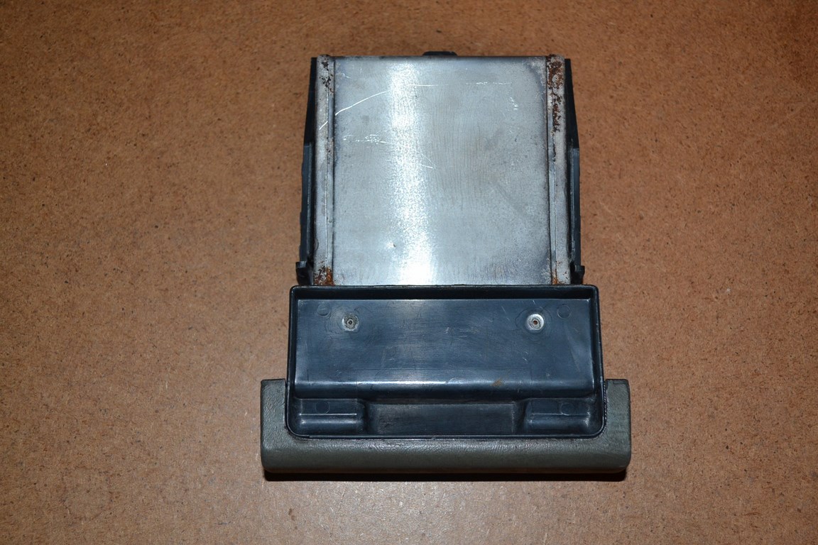 Cendrier + support Porsche 914