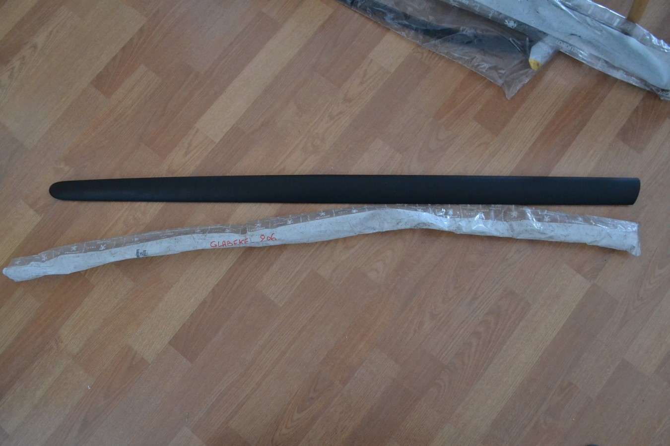 Baguette de porte avant gauche Peugeot 206 / 206+, 3 portes après 1998