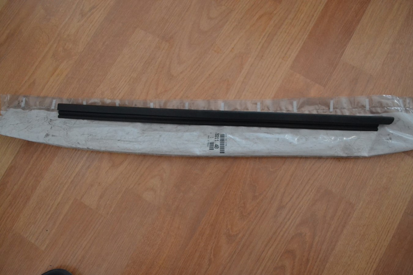 Lèche vitre intérieur de porte arrière gauche Peugeot 205 / 309