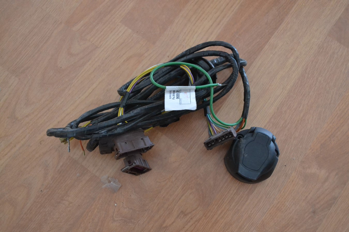 Faisceau électrique d\'attelage pour Peugeot 406 coupé