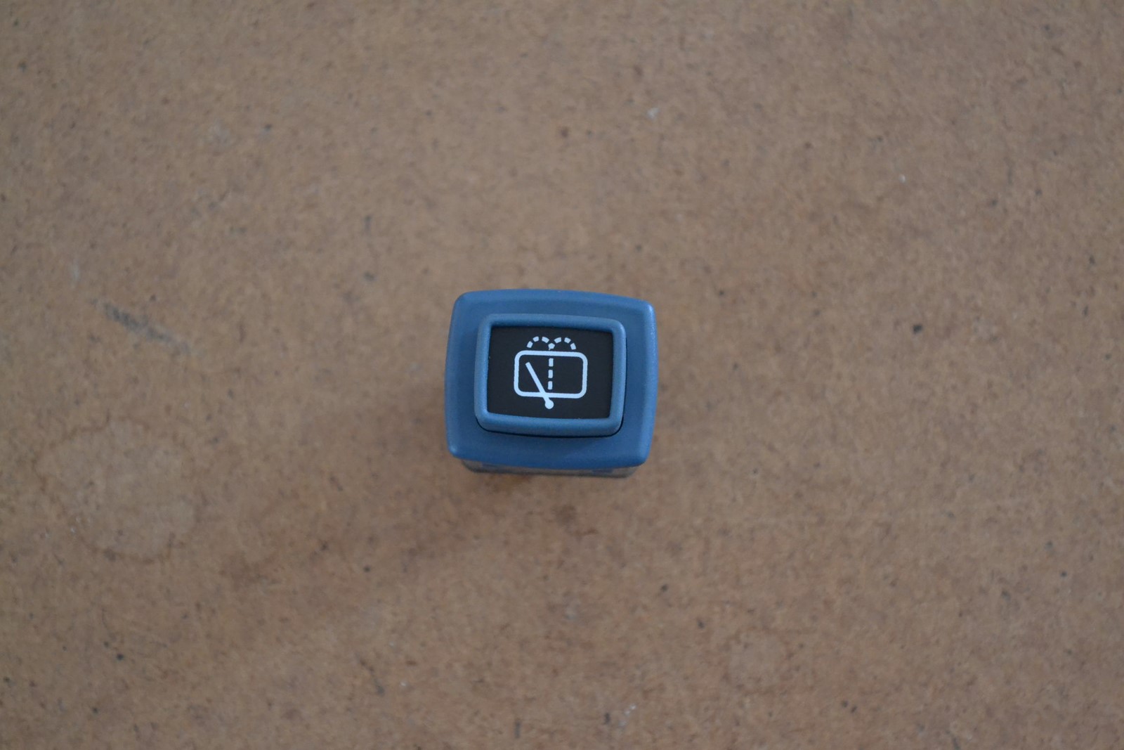 Interrupteur bleu essuie glace arrière Peugeot 104 de 07/1979 à 07/1981