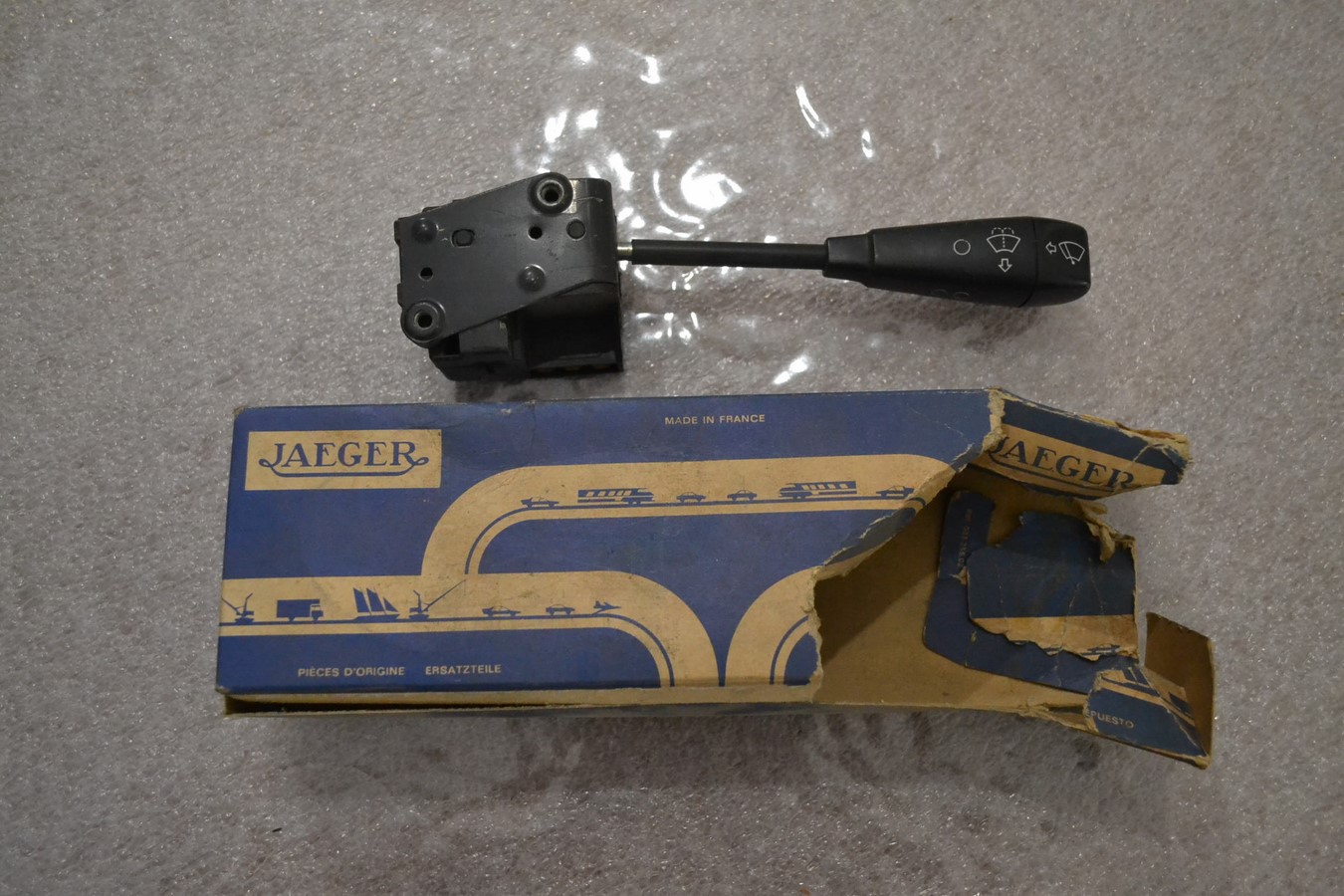 Commodo d\'essuie-glace, Jaeger, Peugeot 305