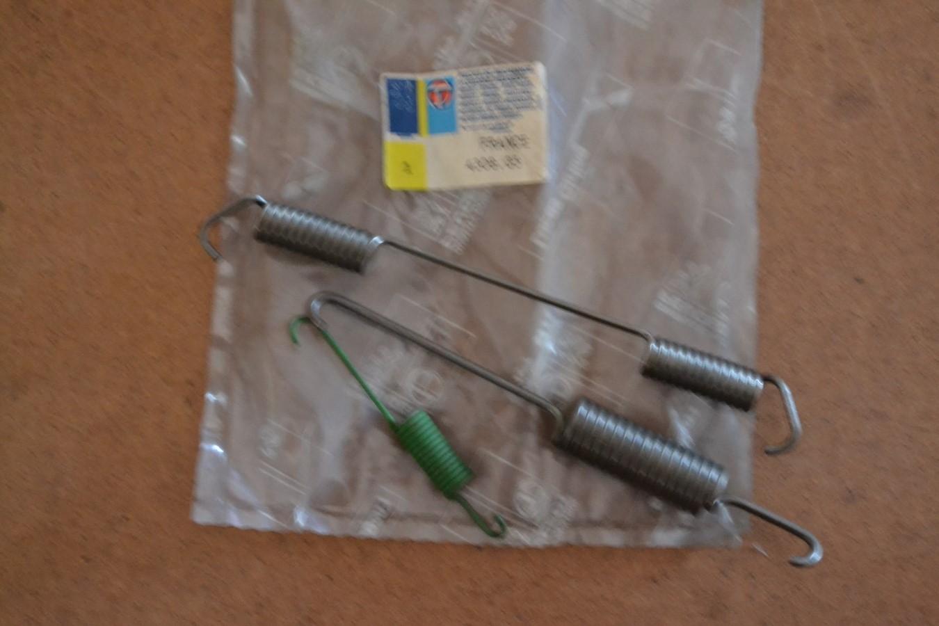 Kit ressorts de frein Peugeot J5