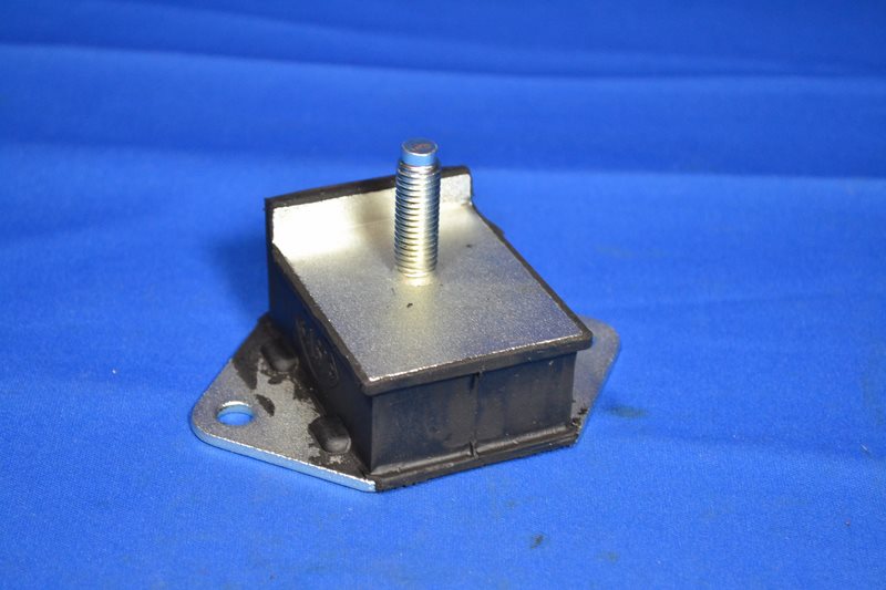 Support moteur Peugeot 403 404 504 505 D4B