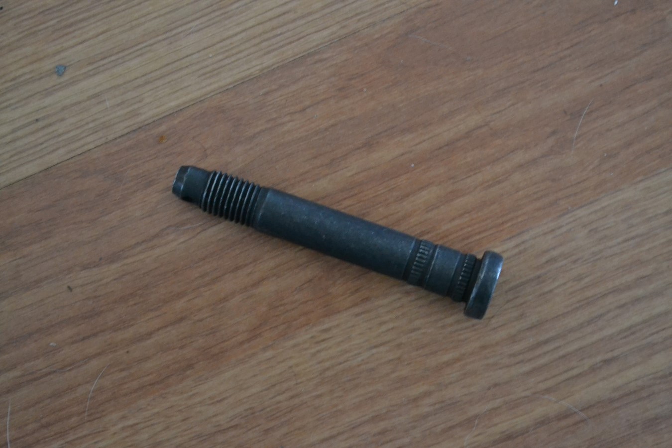 Axe de bras avant Peugeot 404, 12x89mm