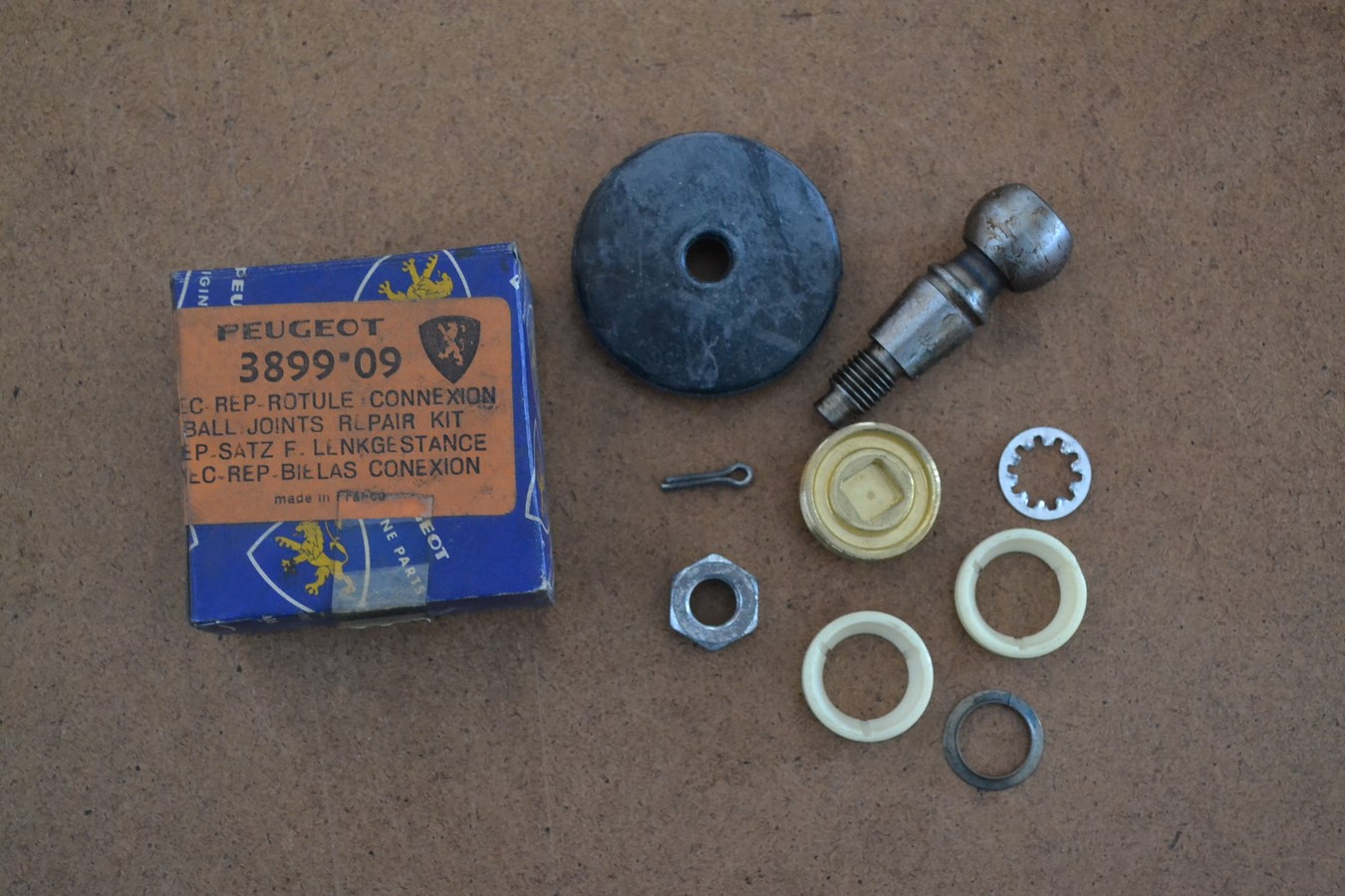 Kit réparation rotule de direction pour Peugeot J7 jusqu\'en 1970