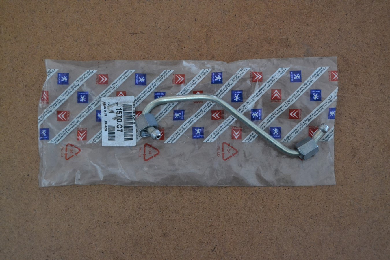 Tubulure sortie de carburant sur rampe injection pour Peugeot 206 207 307 / Citroen Xsara